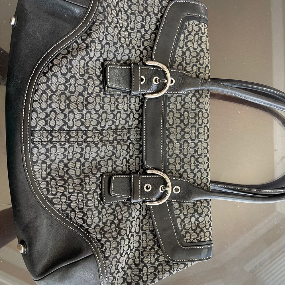 Large Coach canvas ‘C’ purse - Picture 7 of 9